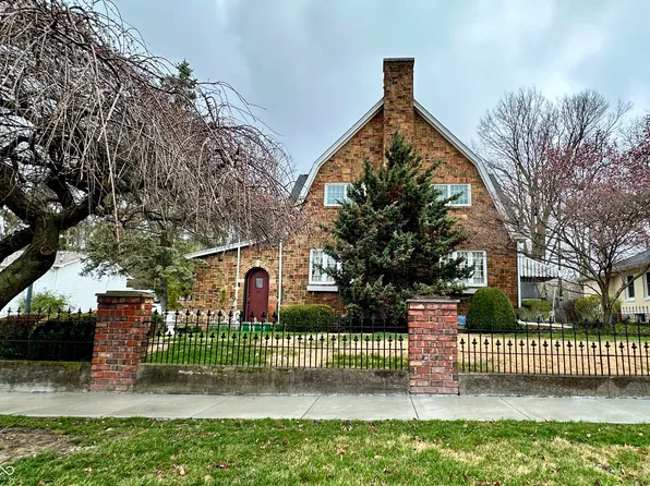 1010 E Harrison St, Martinsville, IN 46151