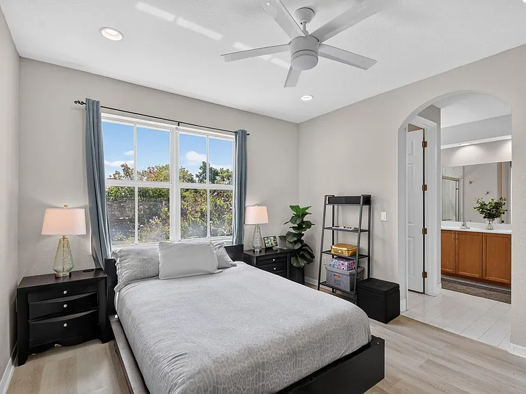112 Monterey Bay Dr — Photo 35