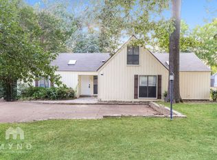 2201 Montego Dr, Cordova, TN 38016