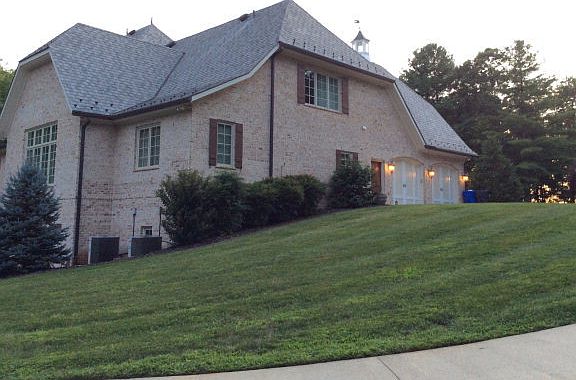 4th image of 152 Saint Andrews Dr