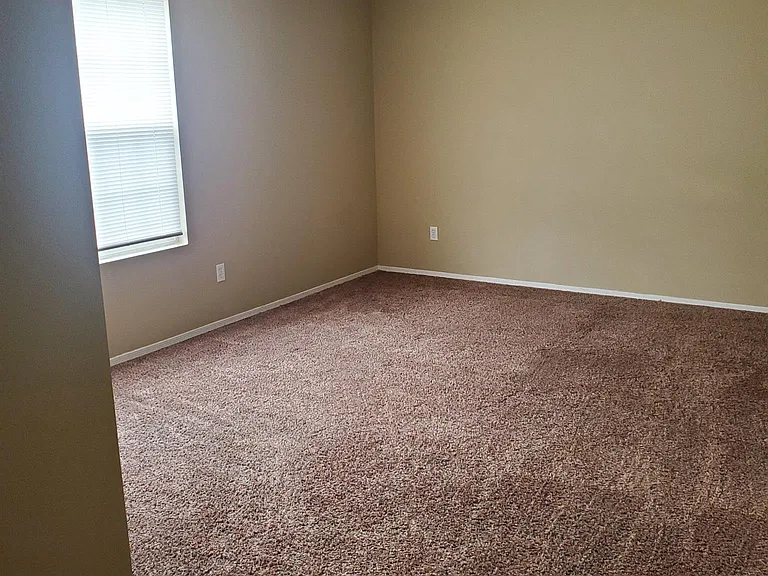 88 E Roselake Dr — Photo 12
