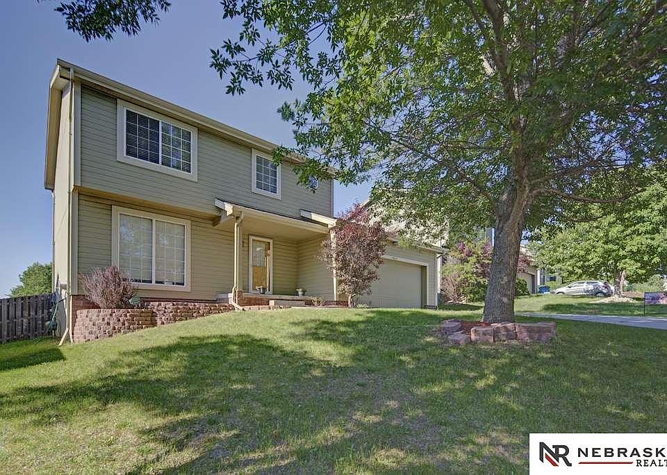 1st image of 14602 Larimore Ave