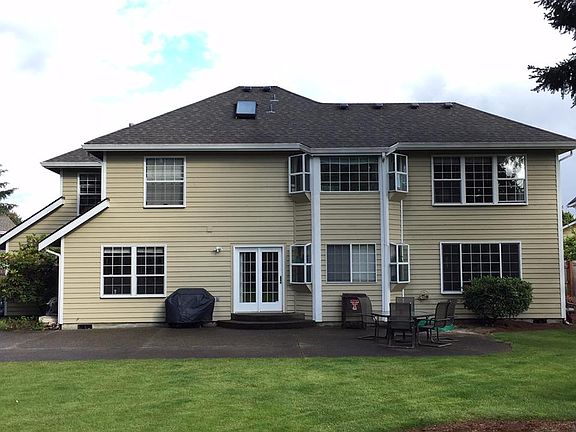 5th image of 819 Harvest Dr SE