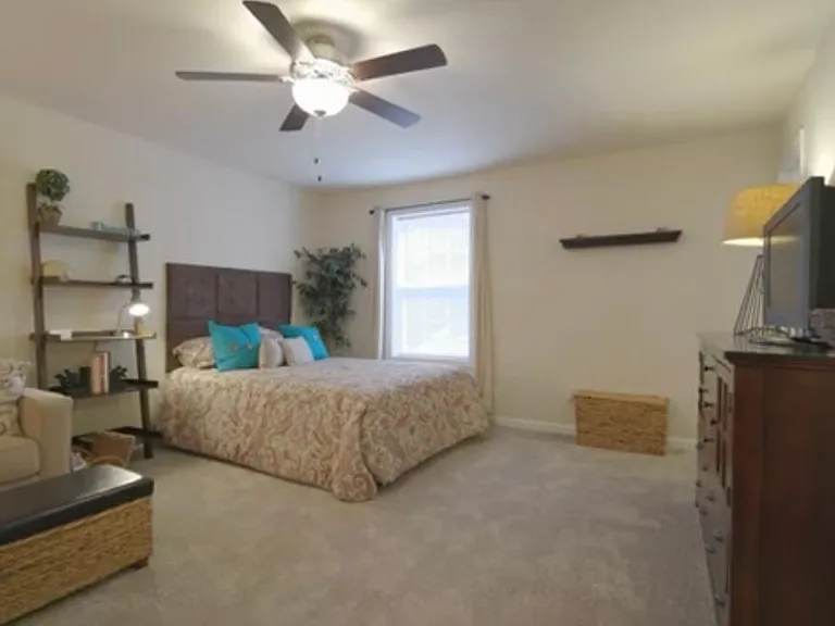 1302 Byrne Ave #4 — Photo 10
