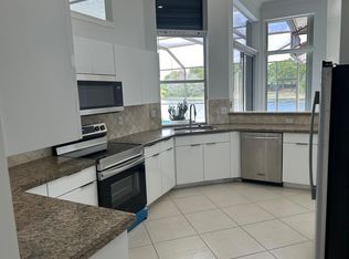 2903 Oakbrook Dr, Fort Lauderdale, FL 33332