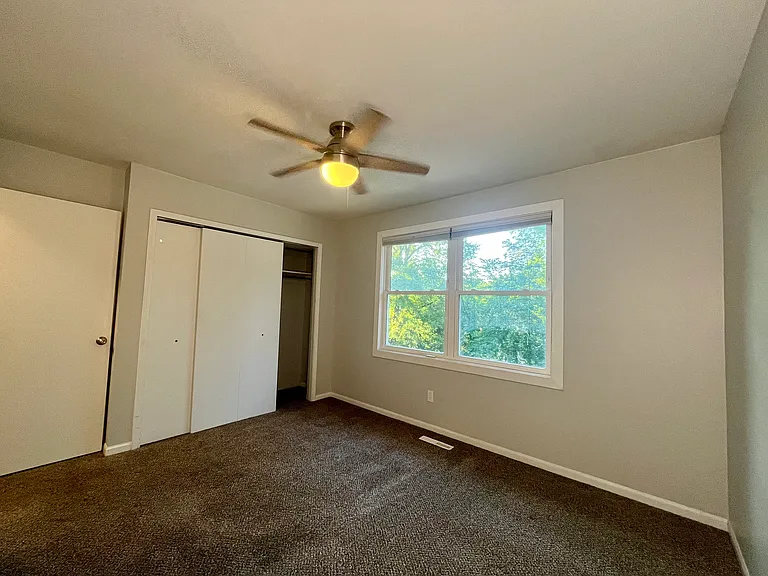 523 Cedar St NE #523 — Photo 15