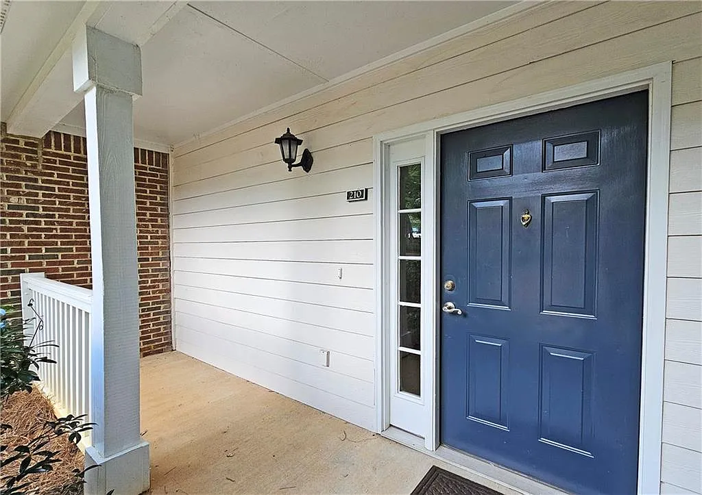 2 bed, 2.0 bath, 1278 sqft, $2,250 — Photo 3