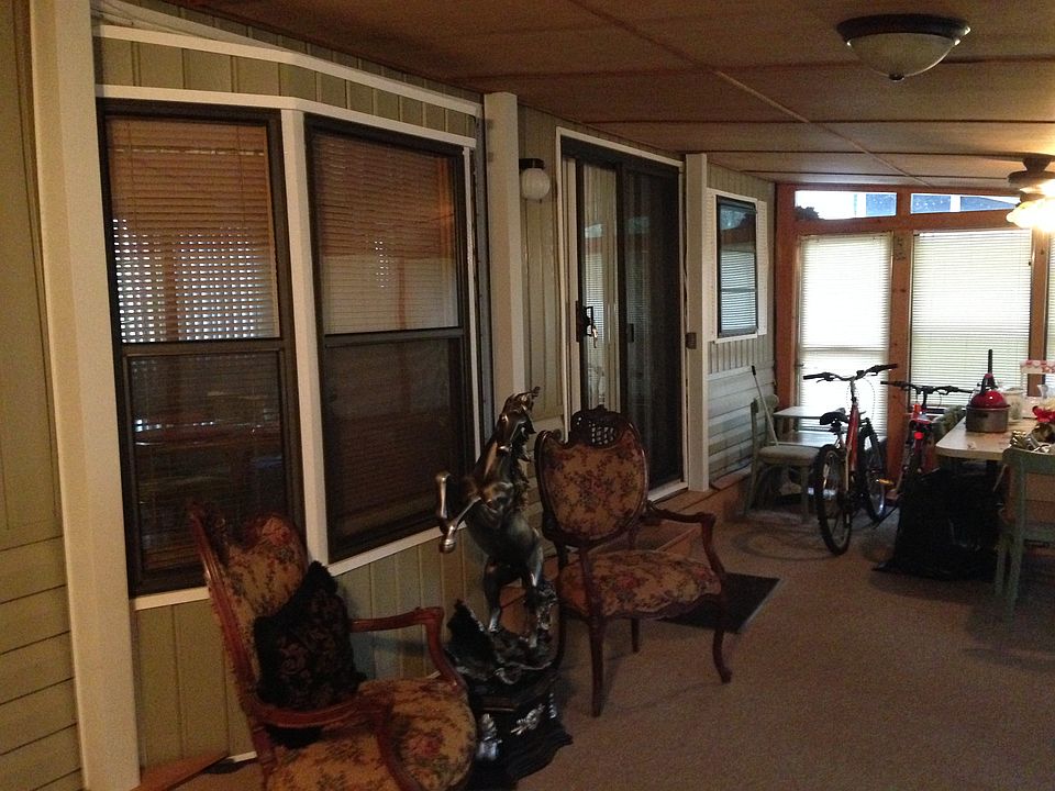 1st image of 41 Spruce Vlg