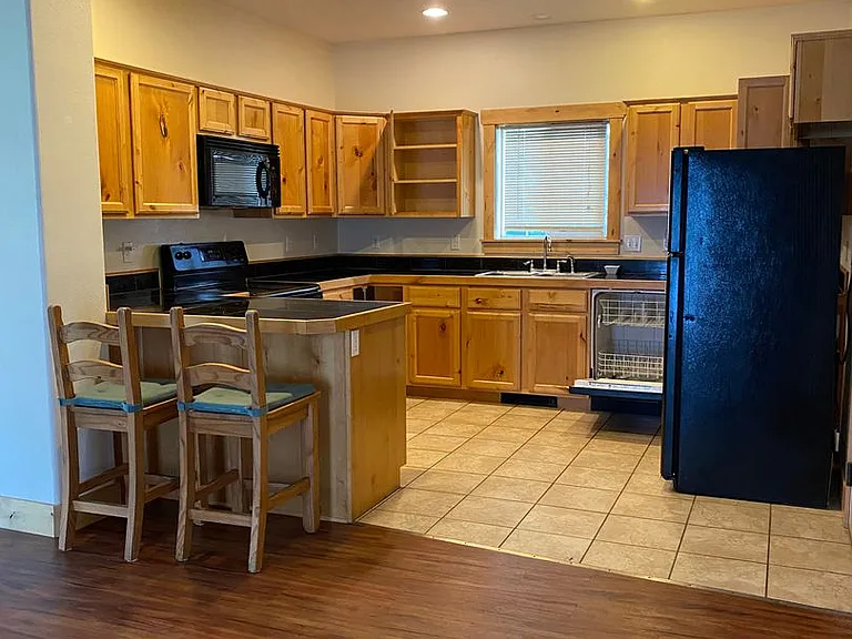 823 Eagles Rest Dr — Photo 10