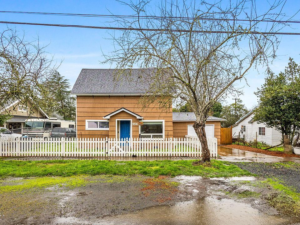 1st image of 456 Log Cabin St