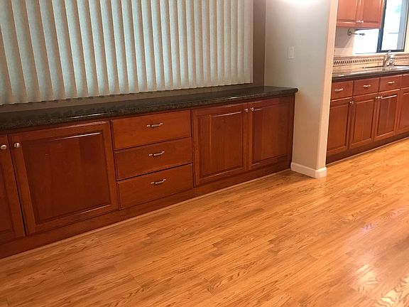 4th image of 1592 Whiterock Cir