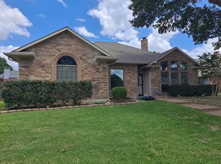1228 Shawnee Trl, Carrollton, TX 75007
