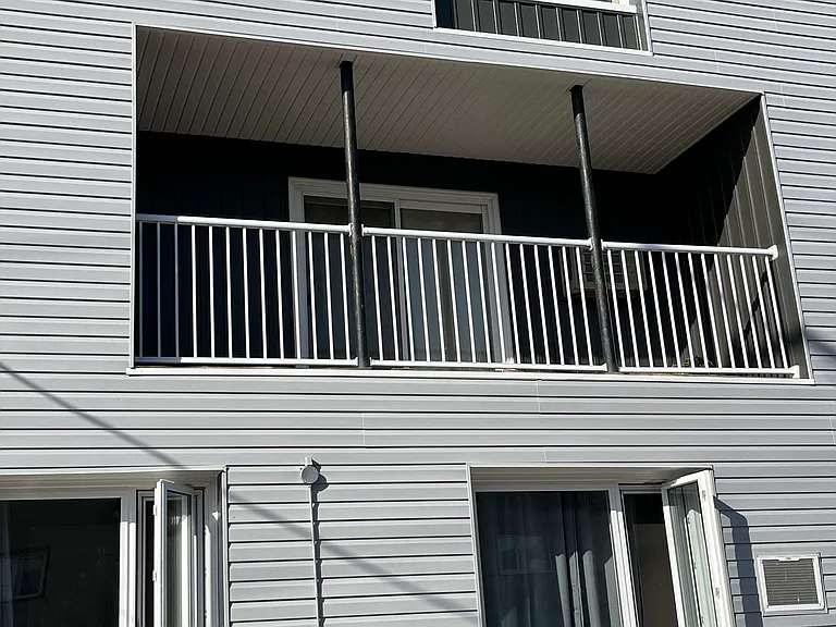 27 Vaughn St — Photo 15