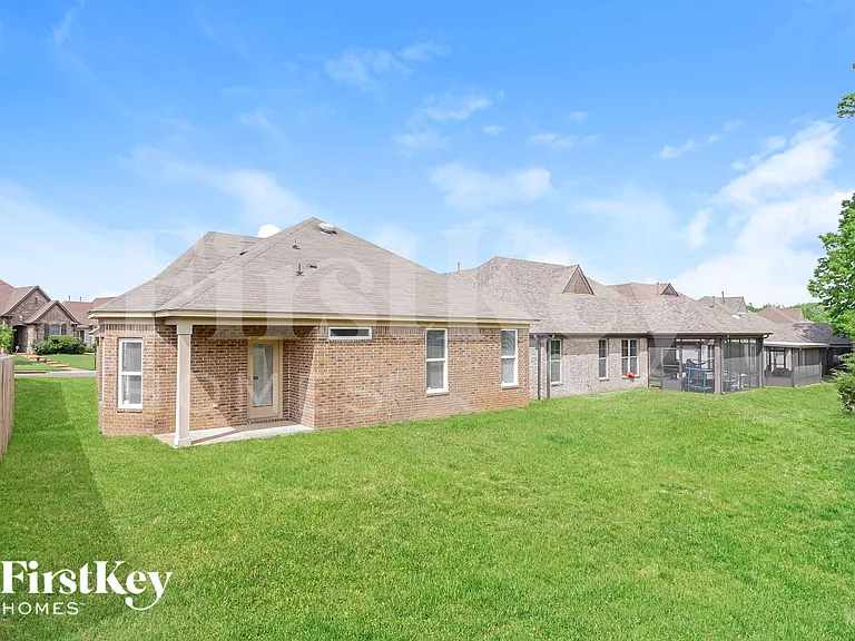 9279 Windy Meadow Ln — Photo 17