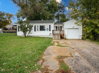 8920 Memory Trl, Wonder Lake, IL 60097