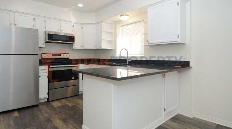 1st image of 1650 N Trinnaman Ln APT 2