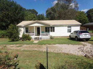 2026 Finger Leapwood Rd, Finger, TN 38334