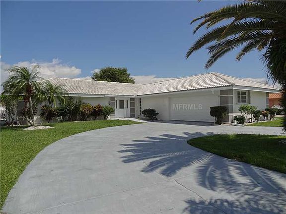3rd image of 40 Hibiscus Dr