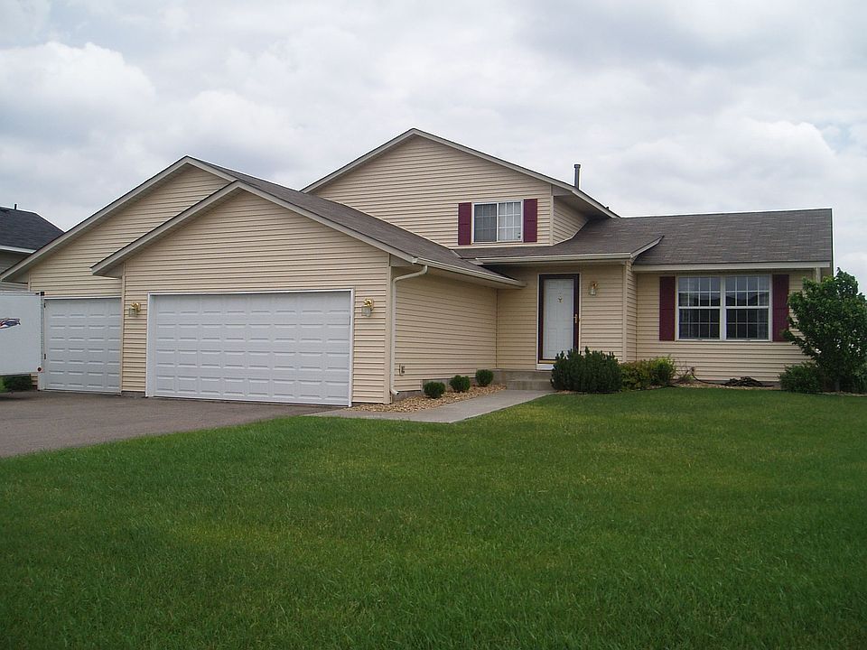 1st image of 521 Scott Cir