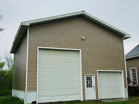 5th image of 57 Sheridan St