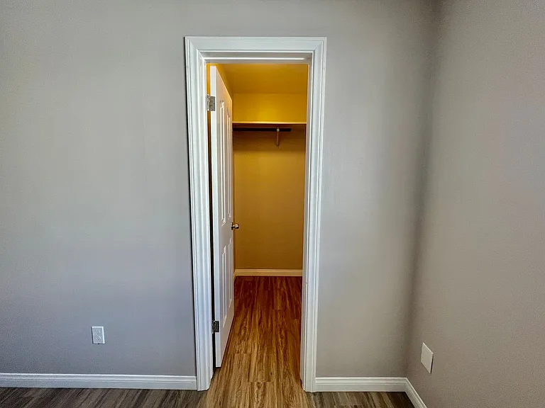 3552 Front St — Photo 11