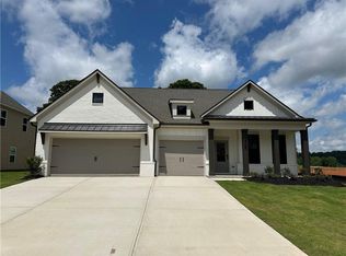 395 Winding Rose Dr, Hoschton, GA 30548
