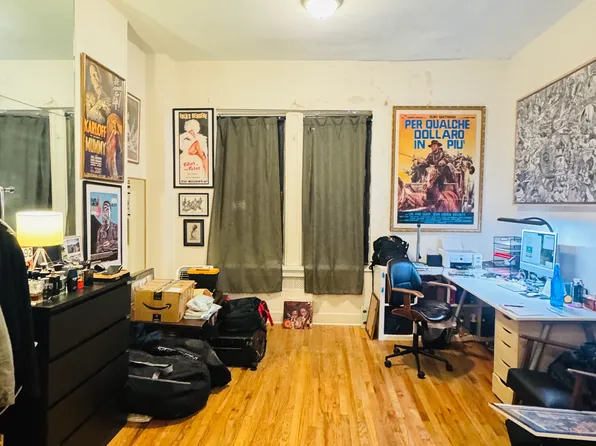 10 West 76th Street image 1 of 5