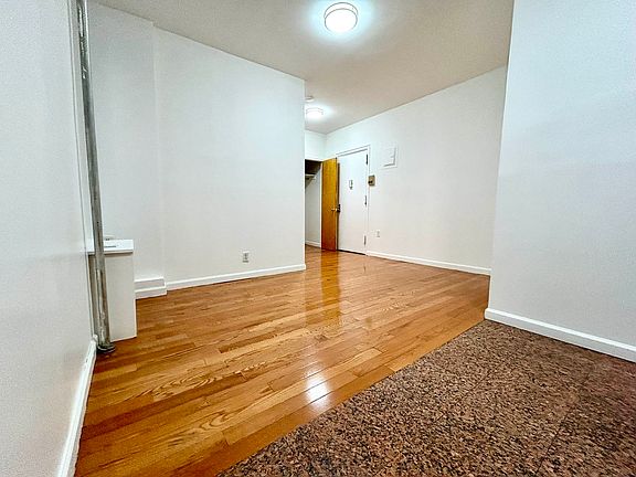 3rd image of 338 E 15th St #69