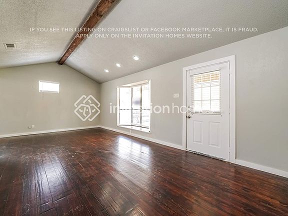 2nd image of 213 E Gail Ln