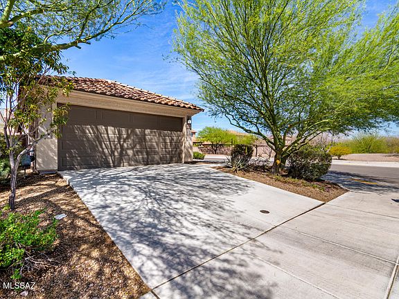 3rd image of 9530 S Trapper Ridge Dr