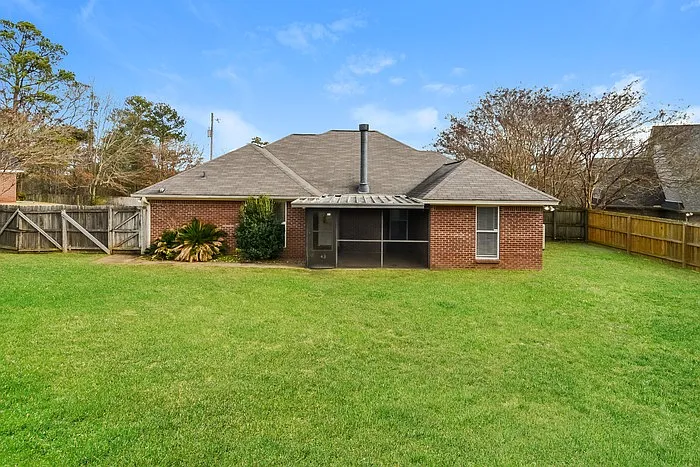 213 Hummingbird Dr — Photo 11