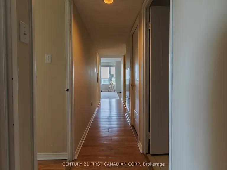 30 Chapman Ct #1001 — Photo 36