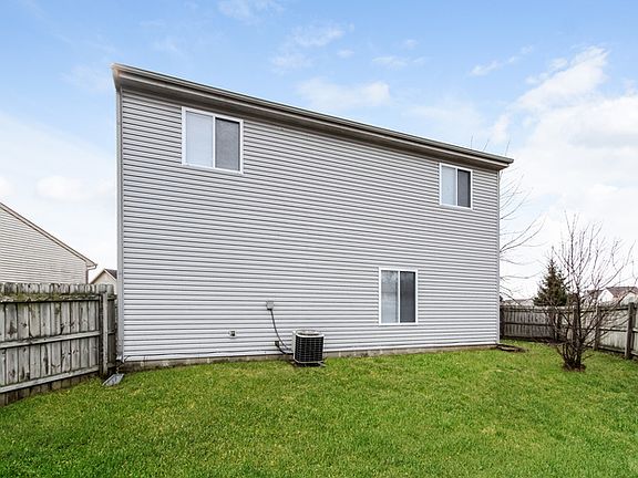 3rd image of 6632 Dunsdin Dr