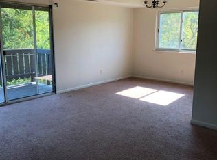 206 Hook St APT 34, Mars, PA 16046