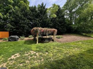 5041 1st St NW APT 13, Washington, DC 20011