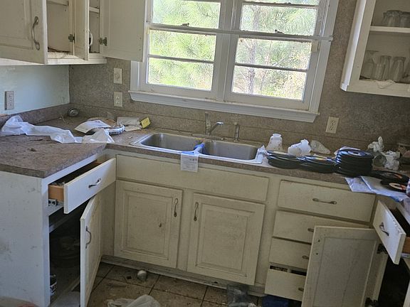 3rd image of 4335 Telmore Dixie Union Rd