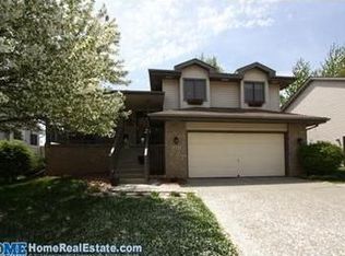 5241 Elk Ridge Rd, Lincoln, NE 68516