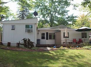 1169 Creek Rd, Beaverton, MI 48612