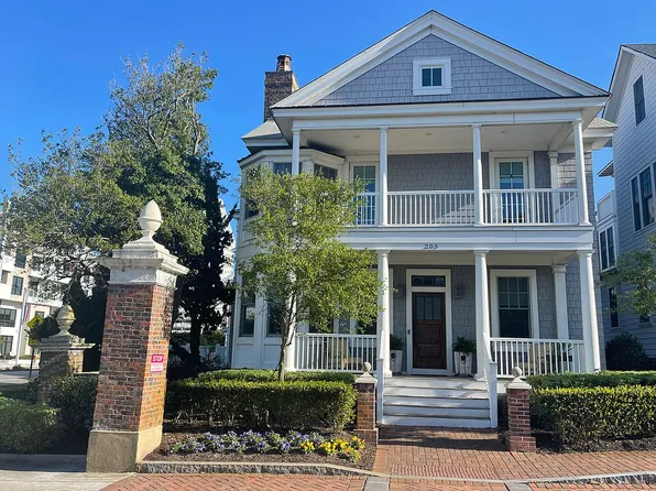 205 Cavalier Dr, Virginia Beach, VA 23451