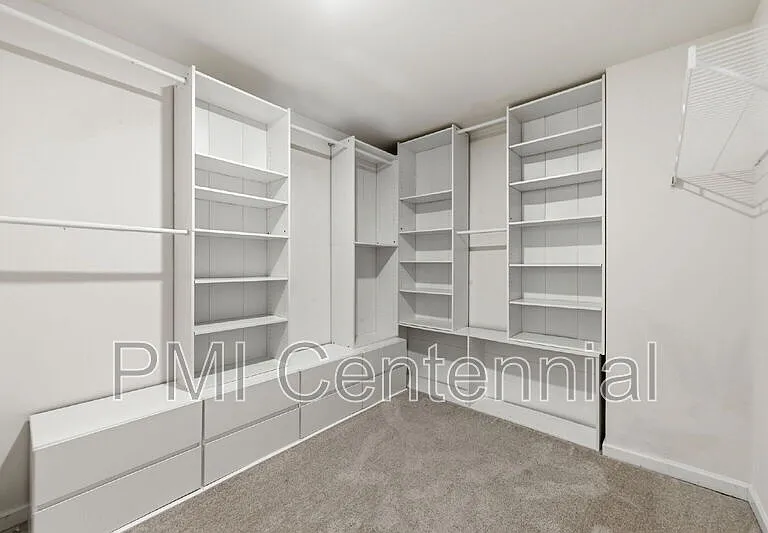 192 Hampton Cir — Photo 21