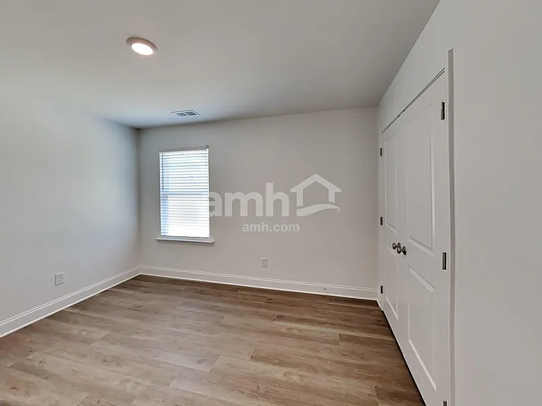 665 Summit View Ln — Photo 18