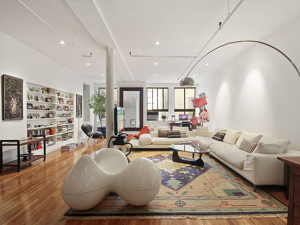 1st image of 117 W 17th St APT 3C