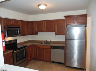 808 Eves Dr #3E-1005, Hillsborough, NJ 08844