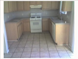 2nd image of 1508 Primrose Trl