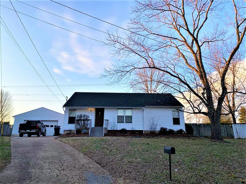 1st image of 108 Oak Ct