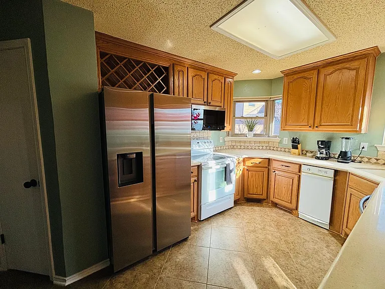 3315 Scarlet Oak Ct — Photo 13