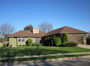 745 Sherman St, Aurora, IL 60505