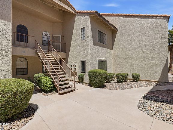 4th image of 930 N MESA Drive #1021