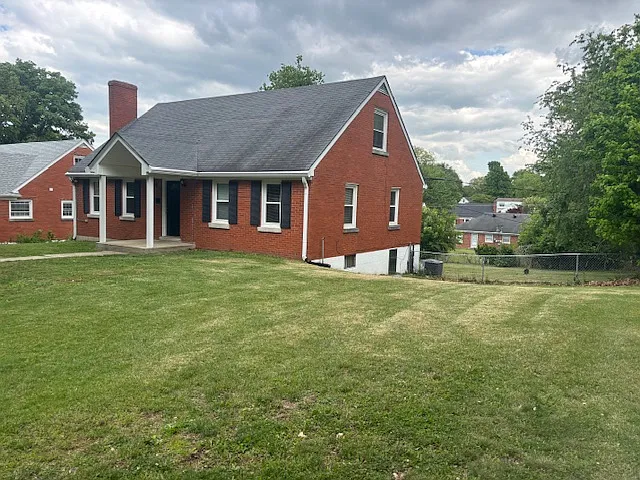 268 Boiling Springs Dr — Photo 17