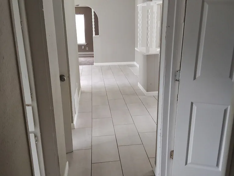 14005 Cimarron Dr — Photo 2